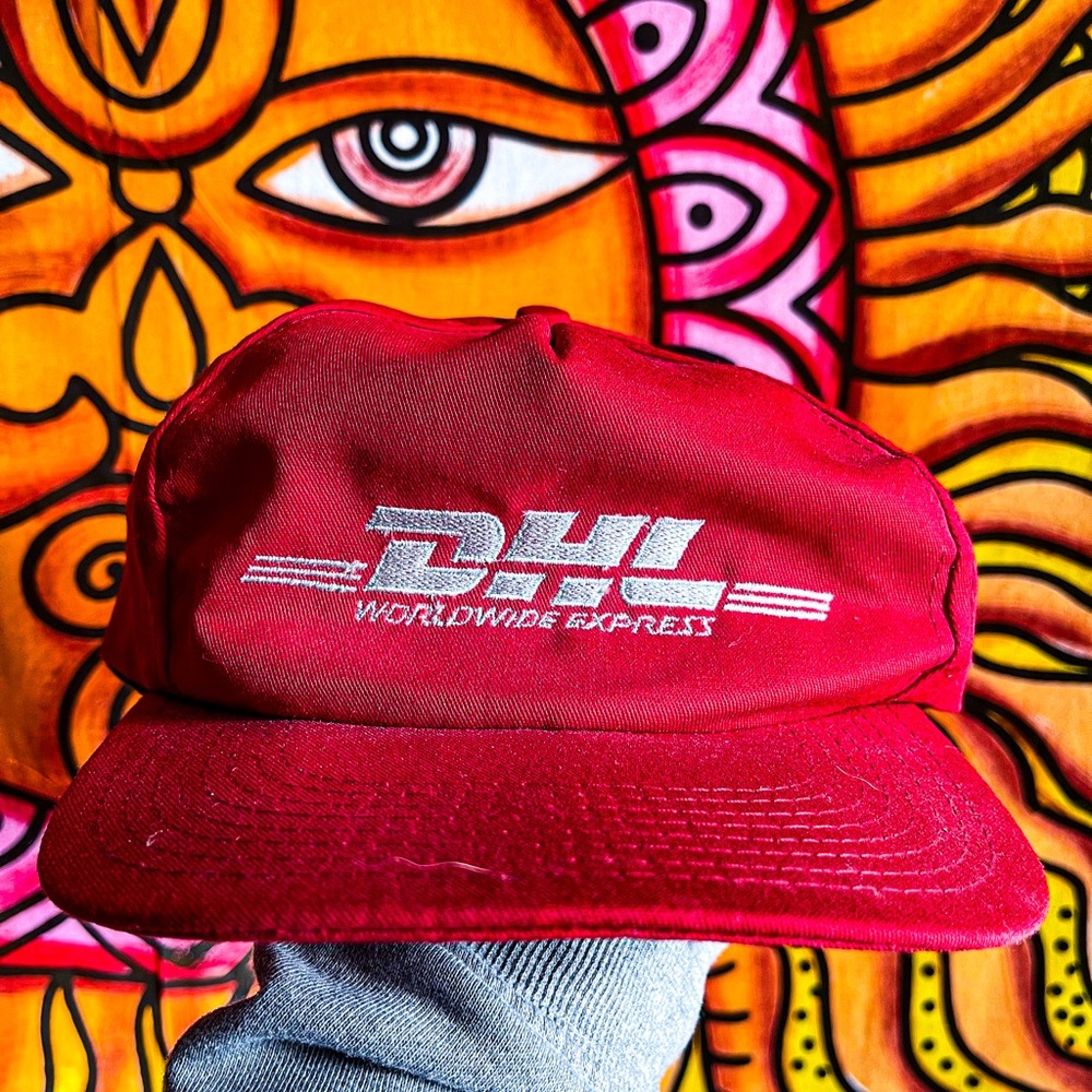 DHL HAT